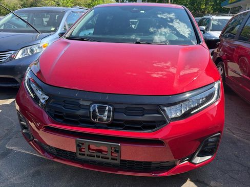 Used 2025 Honda Odyssey Sport-L image 2