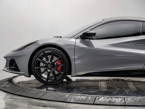 Used 2025 Lotus Emira RWD image 10