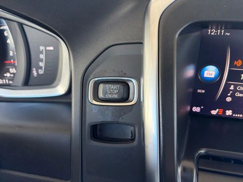 Used 2017 Volvo XC60 T6 Inscription w/ Advanced Package image 24