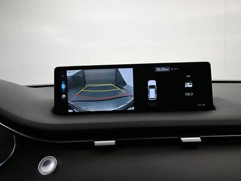 Used 2025 Genesis GV70 2.5T image 18