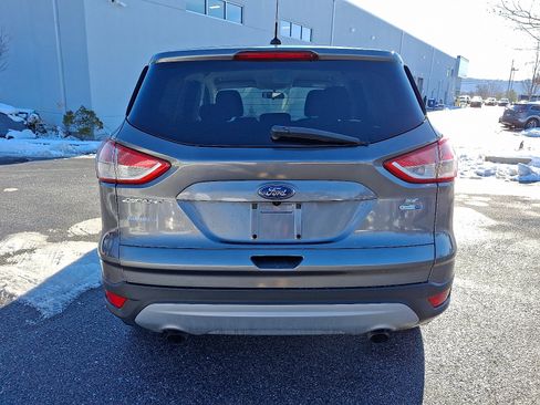 Used 2014 Ford Escape SE image 5