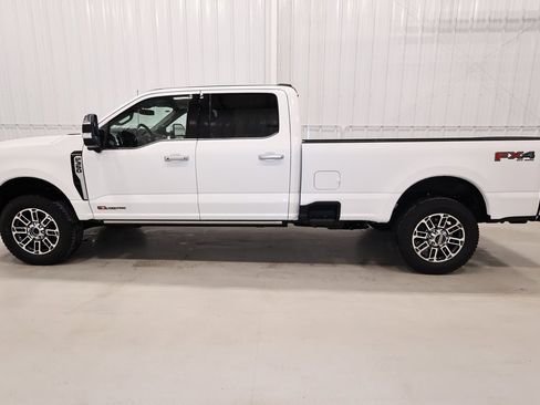 New 2026 Ford F350 Platinum w/ Platinum Plus Package image 6
