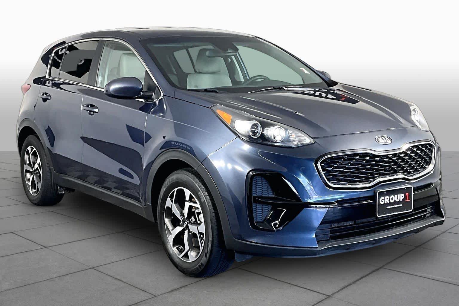 Used 2022 Kia Sportage LX FWD image 2