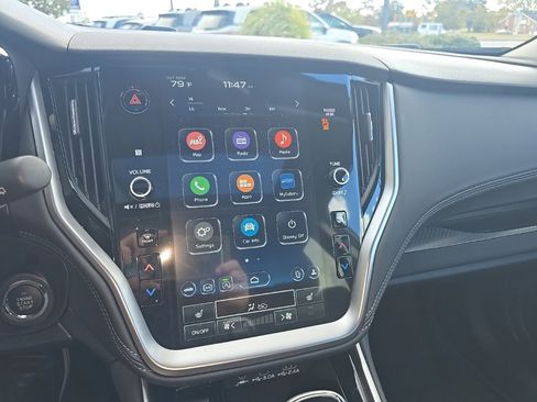 Used 2025 Subaru Outback Premium image 13