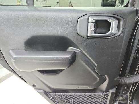 Used 2021 Jeep Wrangler Unlimited Sport image 35