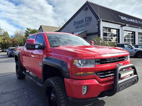 Used 2016 Chevrolet Silverado 1500 LT w/ All Star Edition AWD/4WD image 4