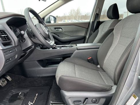 Used 2023 Nissan Rogue SV AWD/4WD image 3