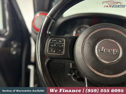 Used 2015 Jeep Wrangler Unlimited Sahara w/ Connectivity Group AWD/4WD image 21