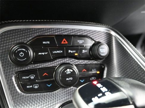 Used 2019 Dodge Challenger SRT Hellcat Redeye image 14