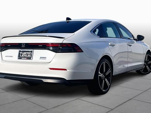 Used 2024 Honda Accord Sport image 12