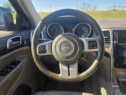 Used 2012 Jeep Grand Cherokee Laredo image 14