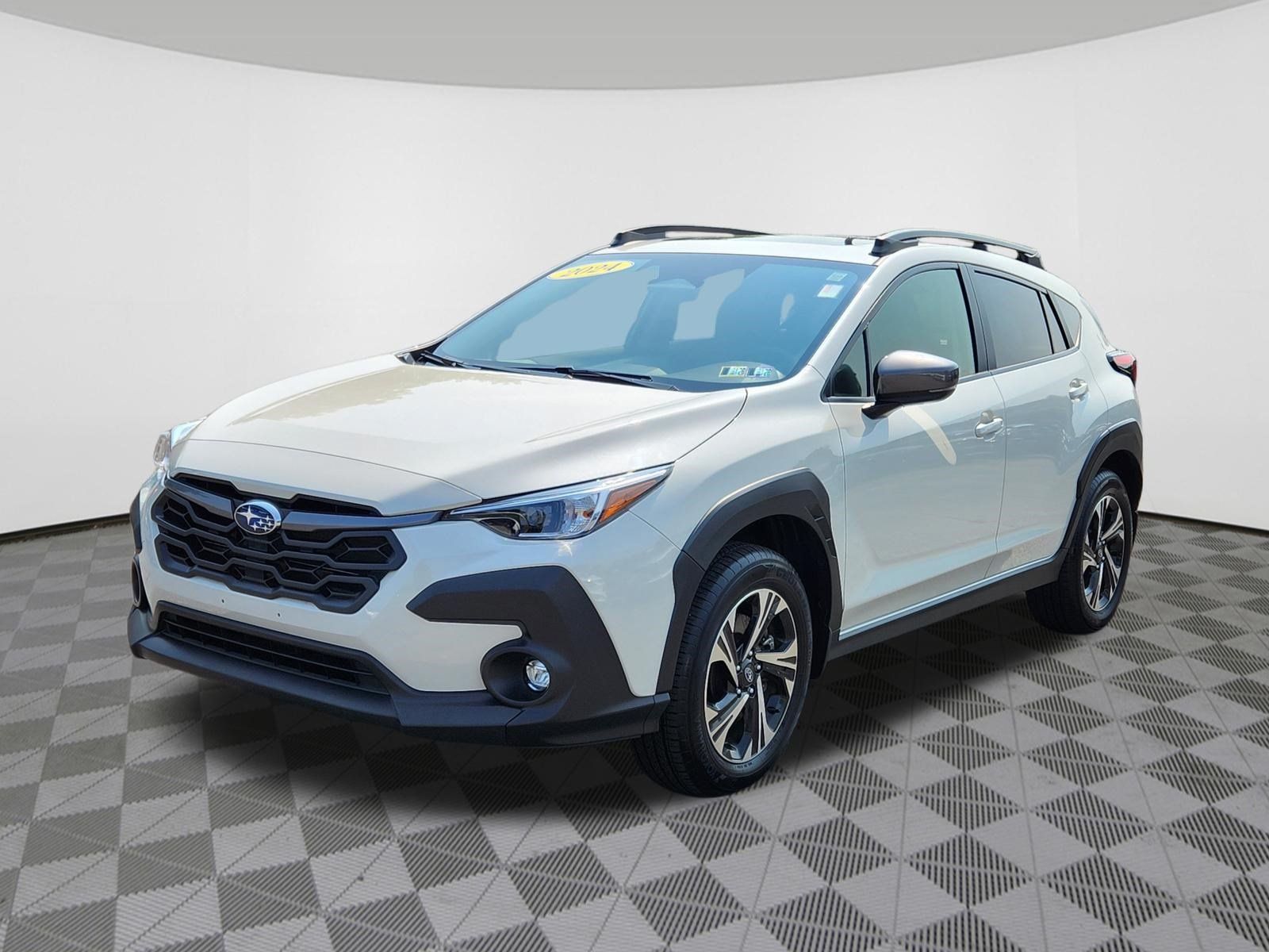 Used 2024 Subaru Crosstrek 2.0i Premium AWD/4WD image 2