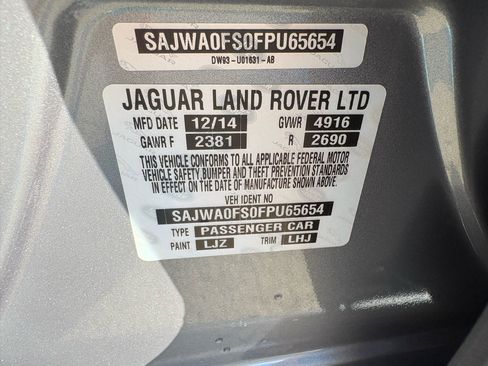 Used 2015 Jaguar XF Premium image 16