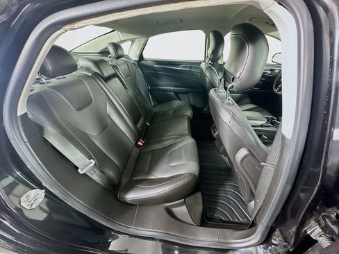 Used 2014 Ford Fusion Titanium image 26