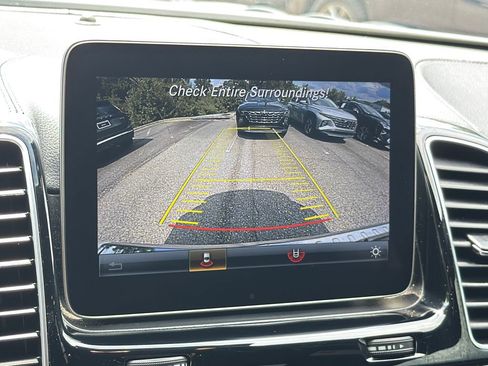 Used 2019 Mercedes-Benz GLS 450 4MATIC image 33