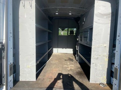Used 2023 Ford Transit 250 Medium Roof AWD image 19