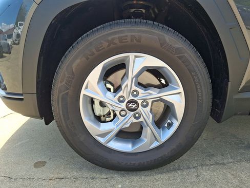 Certified 2023 Hyundai Tucson SE image 28