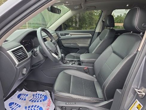 Used 2022 Volkswagen Atlas SEL image 7