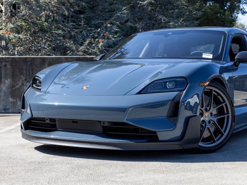 New 2025 Porsche Taycan Turbo GT image 7