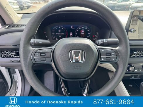 New 2026 Honda Accord LX image 10