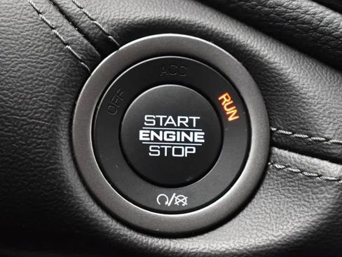 Used 2024 Dodge Durango SXT image 26