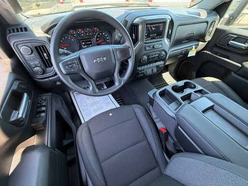 New 2026 Chevrolet Silverado 2500 Custom w/ Custom Value Package AWD/4WD image 20