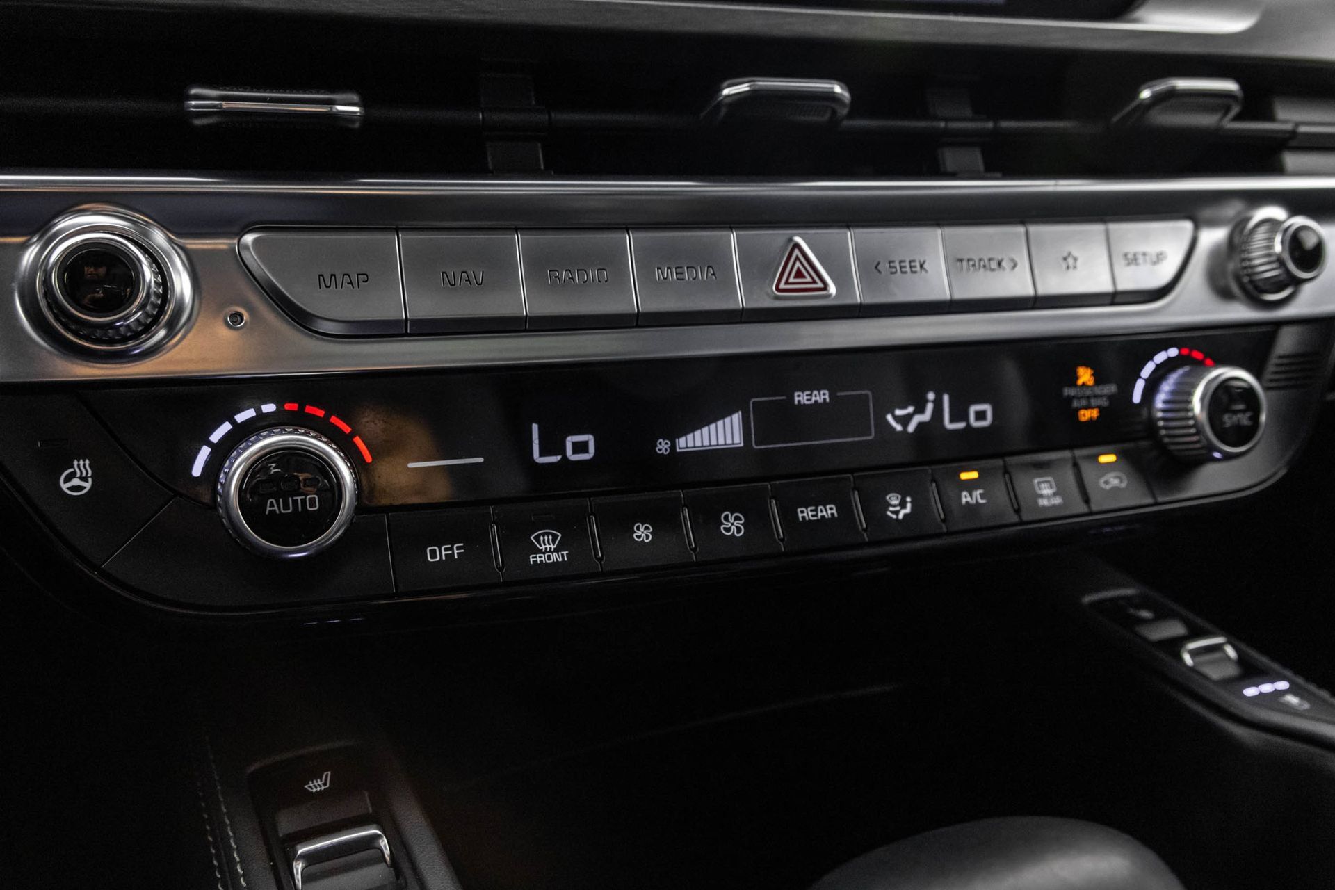 Used 2023 Kia Telluride SX Prestige X-Pro AWD/4WD image 32