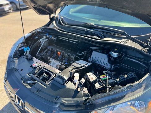 Used 2016 Honda HR-V LX image 25