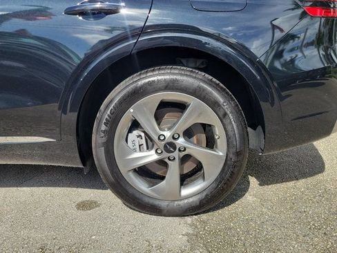 Certified 2026 Genesis GV70 2.5T AWD/4WD image 5