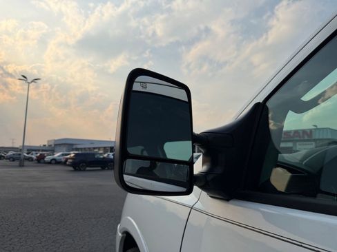 Used 2008 Nissan Titan LE image 22