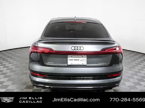 Used 2021 Audi e-tron Premium image 30