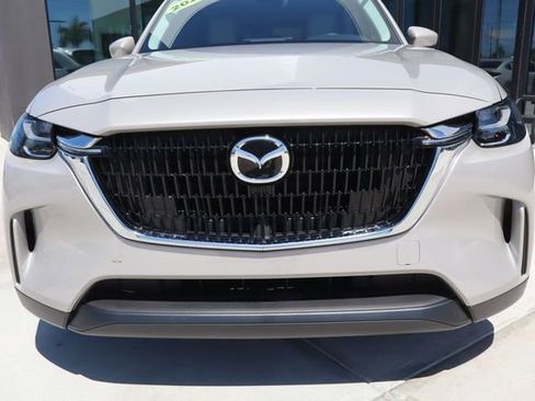 Used 2024 MAZDA CX-90 Plug-In Hybrid w/ Preferred AWD/4WD image 19