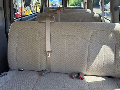Used 2025 Chevrolet Express 3500 LT w/ LT Preferred Equipment Group RWD image 13