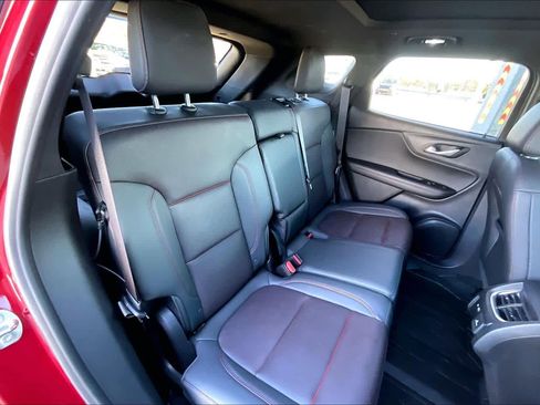 Used 2021 Chevrolet Blazer RS w/ Enhanced Convenience Package image 19