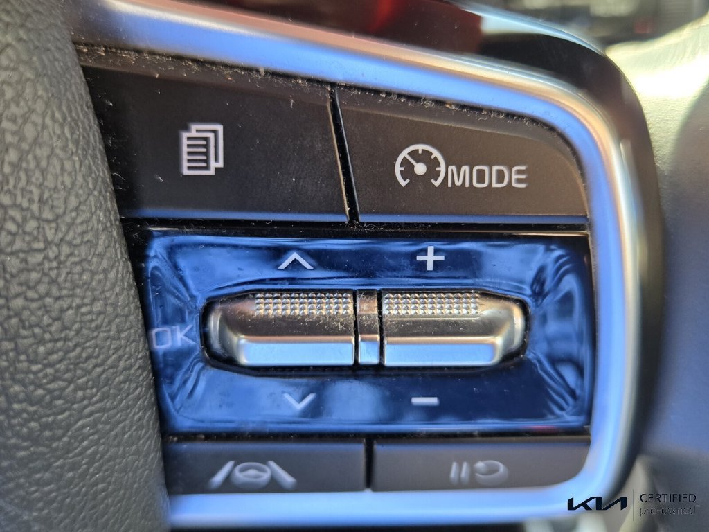 Certified 2023 Kia Sorento S FWD image 26