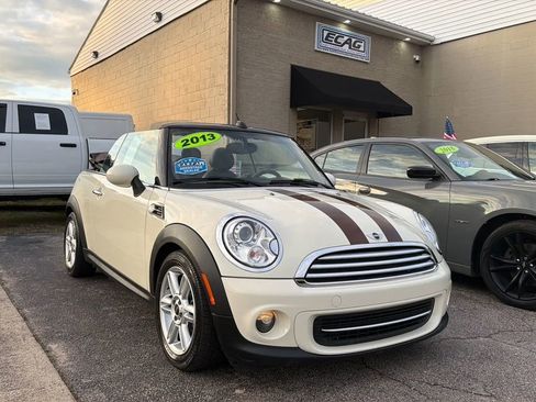 Used 2013 MINI Cooper Convertible image 18