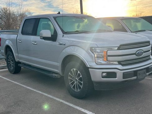 Used 2019 Ford F150 Lariat image 2