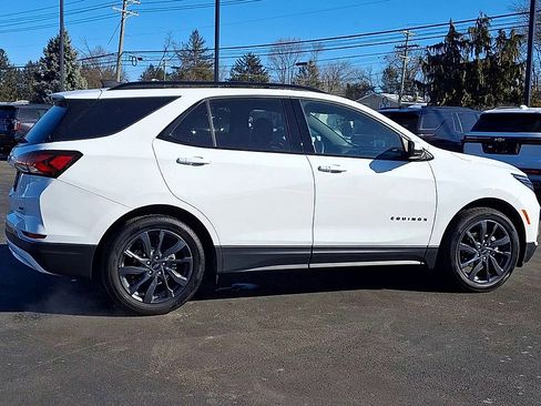 Certified 2023 Chevrolet Equinox RS w/ RS Leather Package image 3