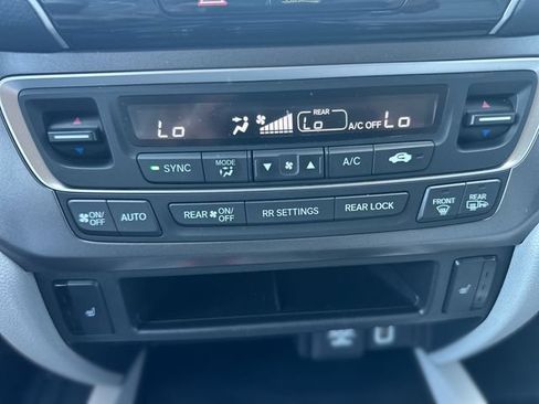 Used 2021 Honda Pilot EX-L image 19