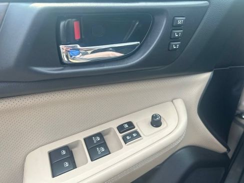 Used 2016 Subaru Outback 2.5i Limited AWD/4WD image 20