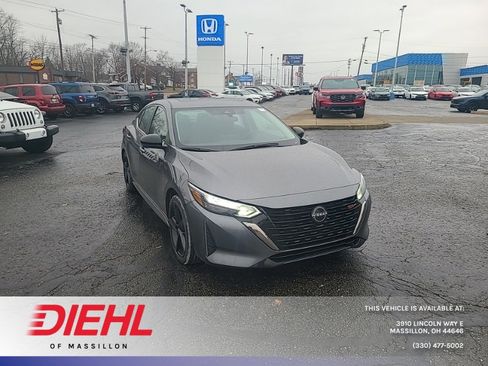 Used 2024 Nissan Sentra SR w/ SR Premium Package image 1