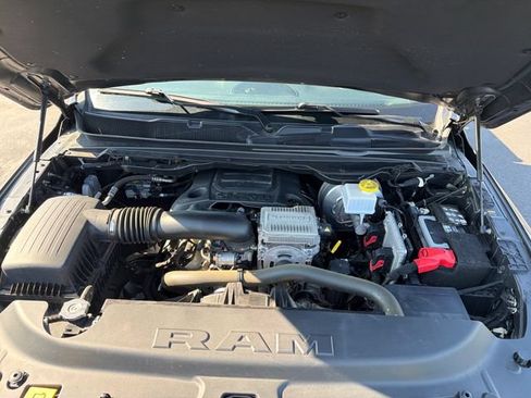 Used 2022 RAM 1500 Laramie AWD/4WD image 24