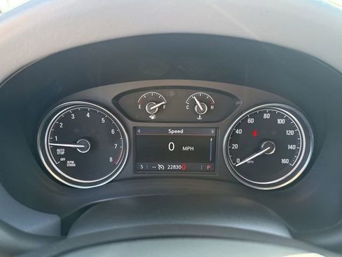 Used 2024 Buick Enclave Essence w/ Sport Touring Edition image 21