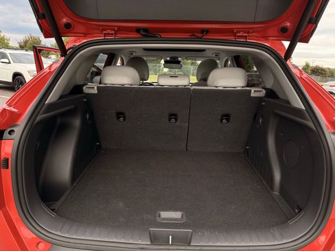 Used 2024 Hyundai Kona Limited image 35