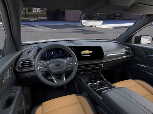 New 2027 Chevrolet Traverse Z71 w/ Driver Confidence Package AWD/4WD image 15