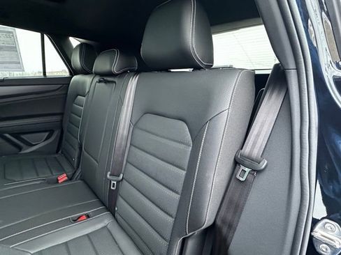 New 2026 Volkswagen Atlas Cross Sport SEL R-Line image 30