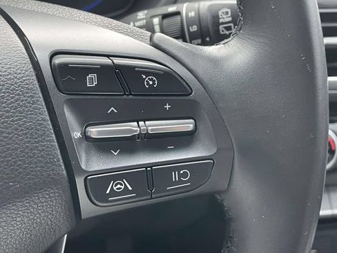 Certified 2022 Hyundai Kona SEL w/ Convenience Package FWD image 25