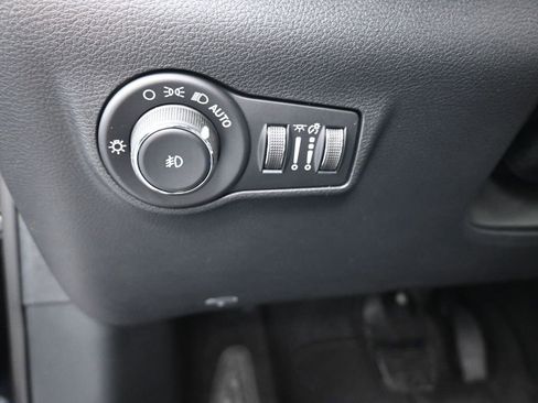 New 2026 Jeep Compass Latitude image 21