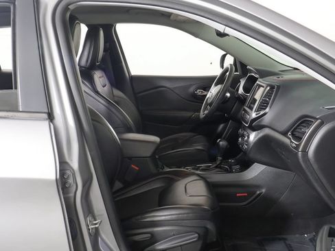 Used 2022 Jeep Cherokee Trailhawk AWD/4WD image 23