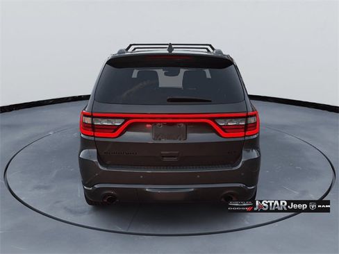 Used 2023 Dodge Durango GT image 4